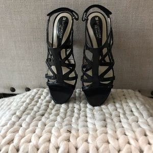 Strappy Naturalizer Black Danya Sandals